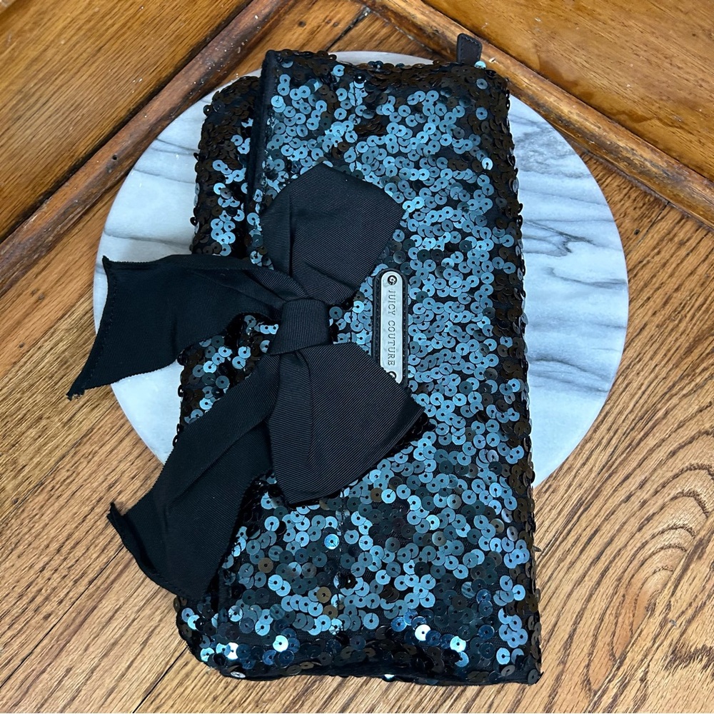 *SOLD*Juicy Couture | Sequined Faux Velvet Convertible Bowed Clutch - Picture 5 of 15